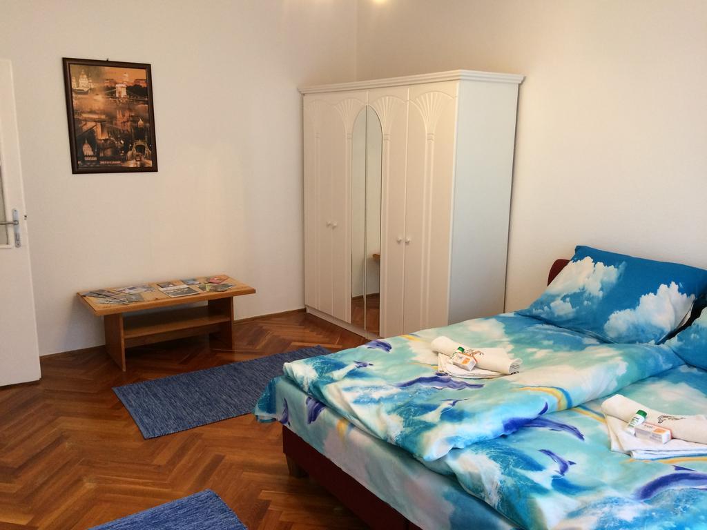 Írisz Apartman Budapeste Exterior foto